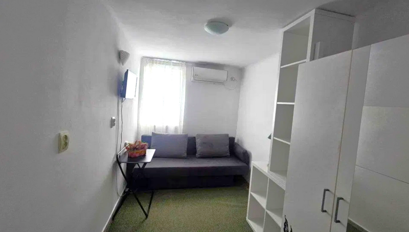 Piata Unirii, Horoscop, str. Bibescu Voda, pt. 1 persoana tanara